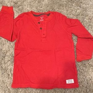 Carter’s Red, thermal long sleeve 5T Boys